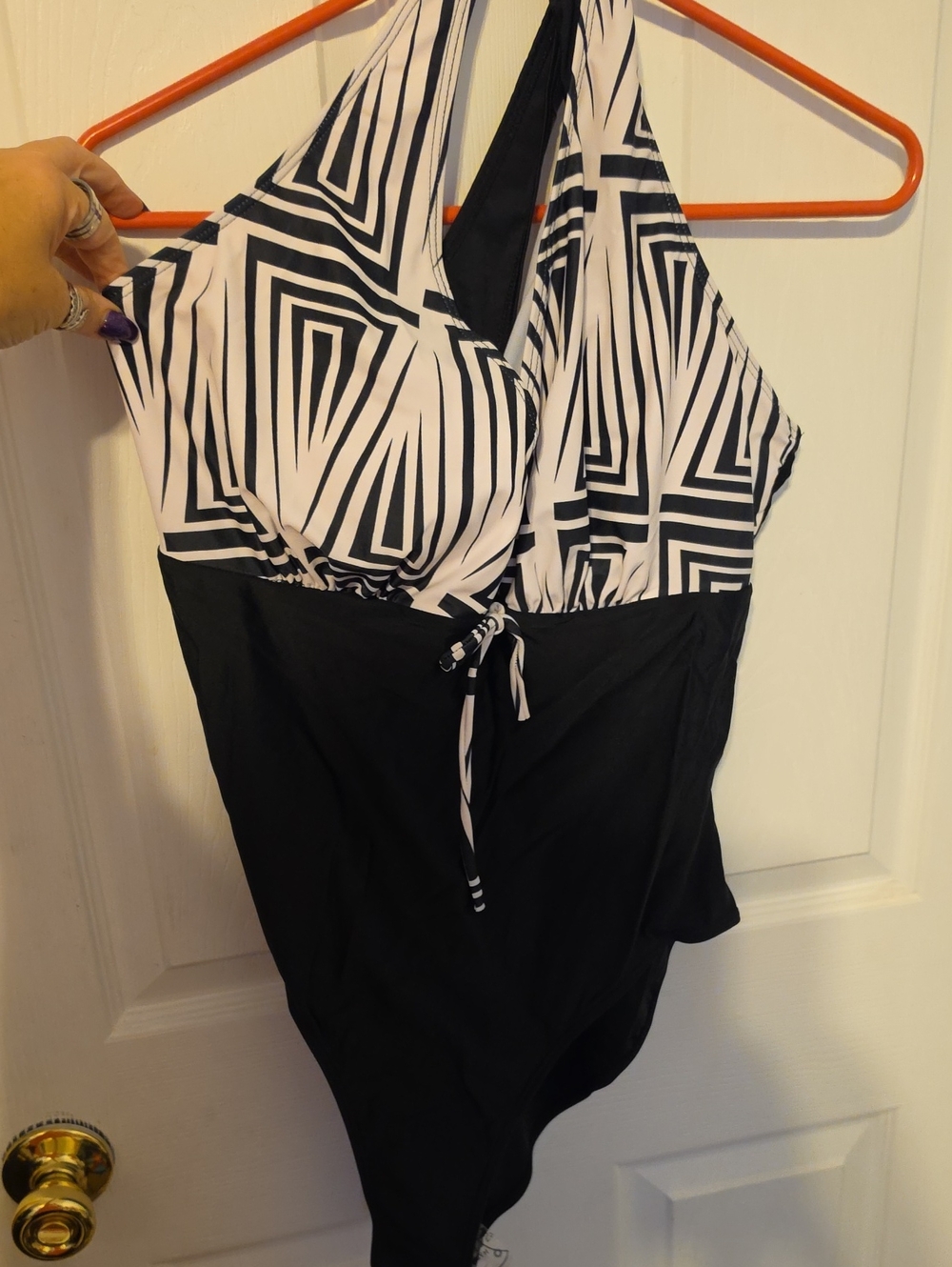 Black & White Geometric Bathing Suit - Women NWT 4X